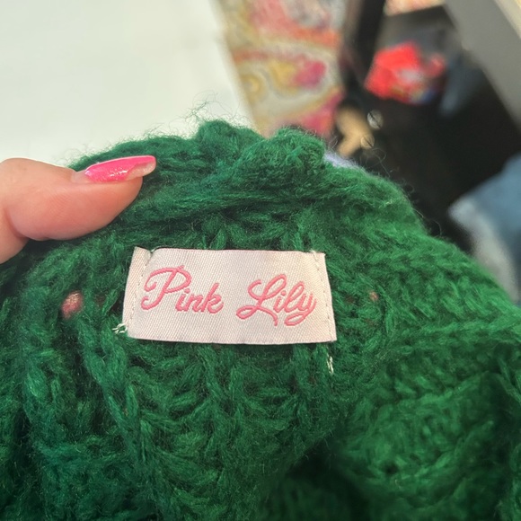 Pink Lily sundown awaits green fuzzy oversized cardigan buttons - Picture 6 of 11